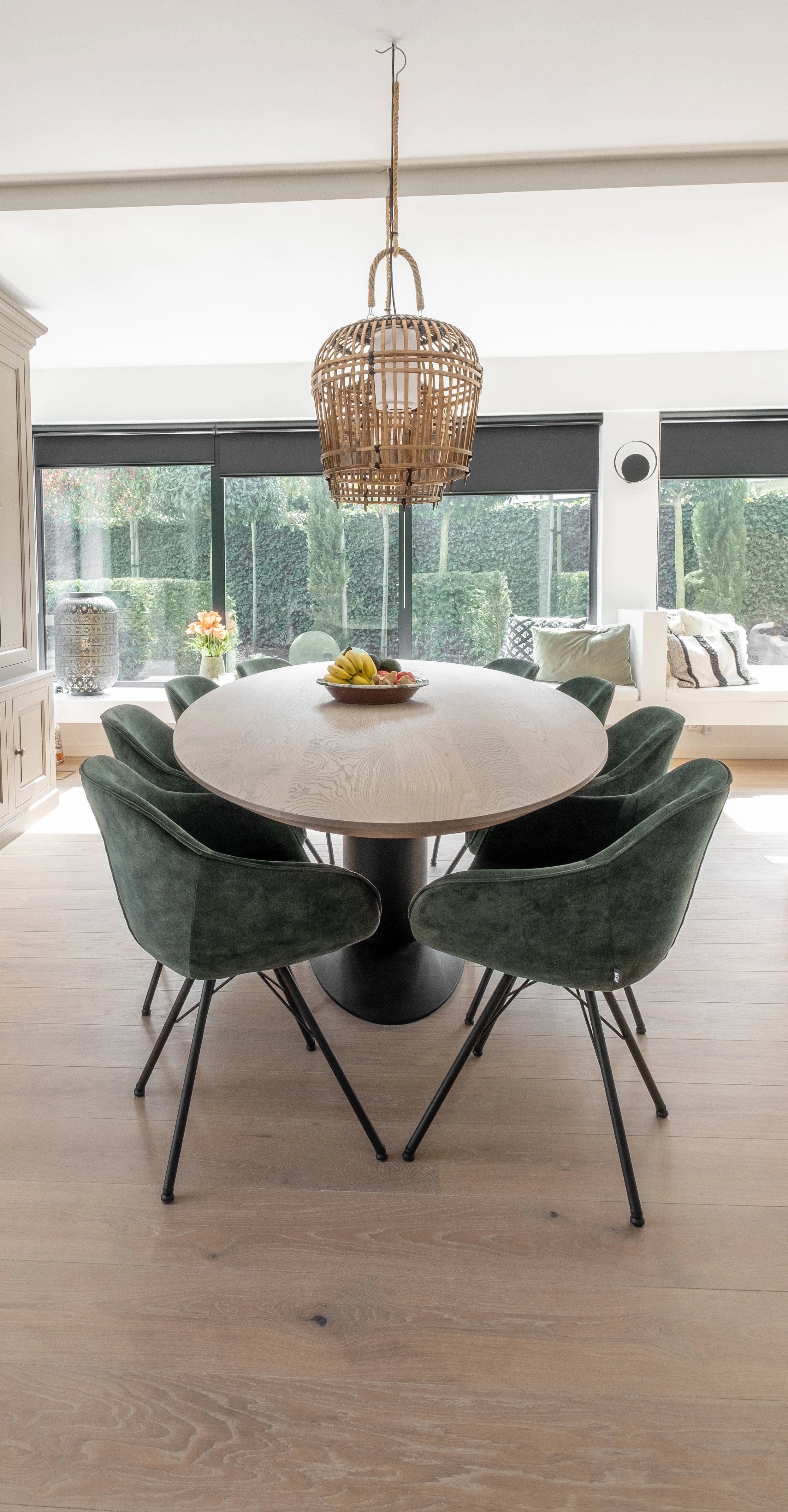 aantal-stoelen-ovale-tafel Aantal stoelen aan ovale tafel | Table du Sud