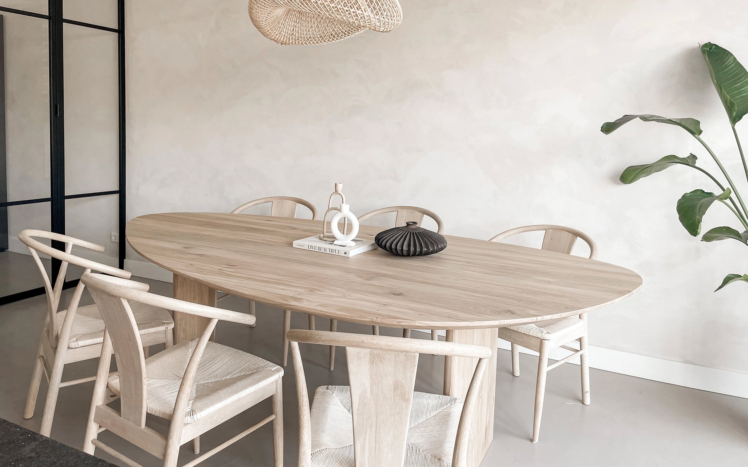 Assymetrische eettafel | Table du Sud