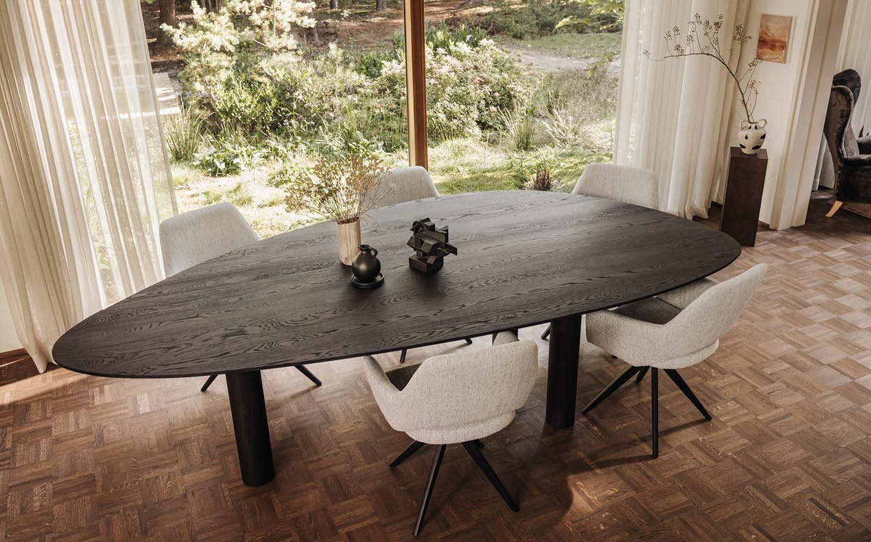 Organische tot asymmetrische salontafel | Table du Sud