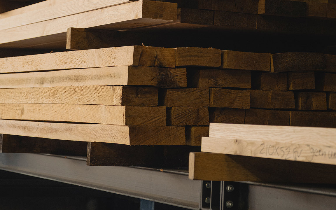 Eikenhouten planken voor een houten tafel van Table du Sud