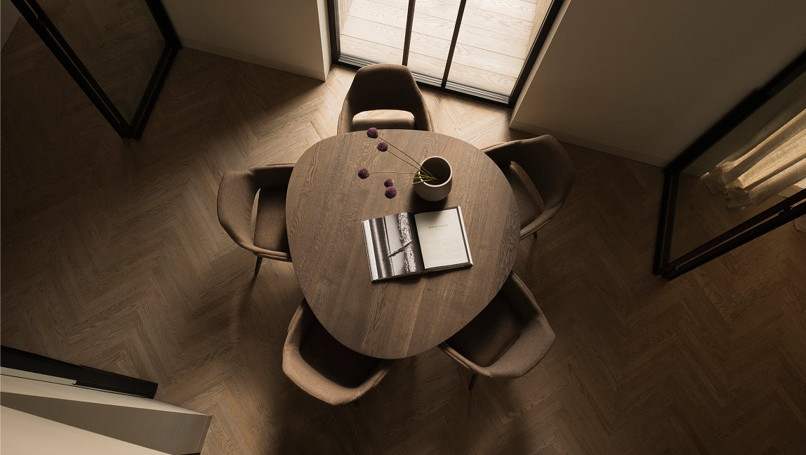 Organische eikenhouten eettafel Olmo