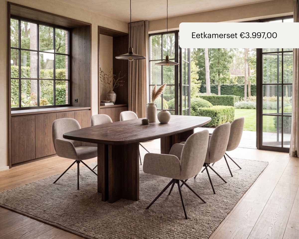 Eikenhouten eettafel van design collaboration met Onno Adriaanse in donkere kleur met bijpassende eetkamerstoelen