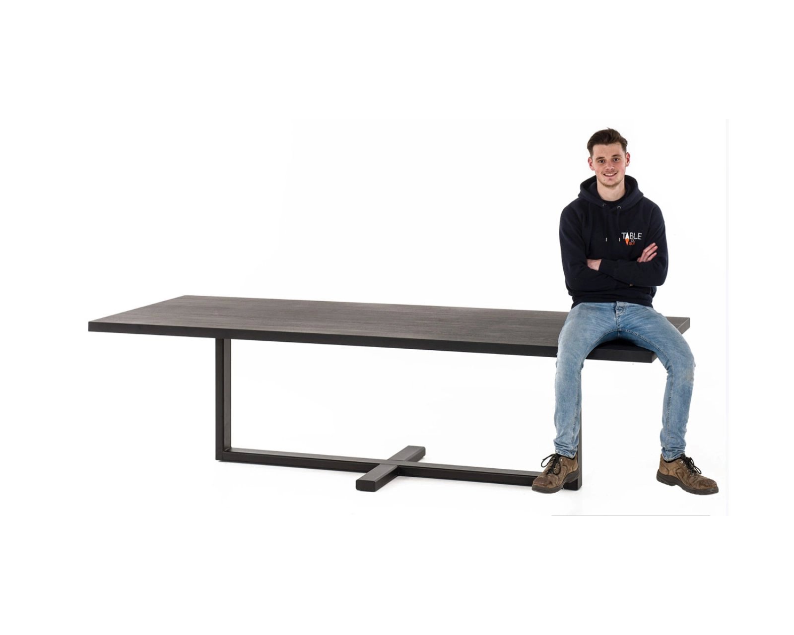 OvalenotenhouteneettafelFelix-197321