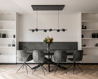 Ovale eettafel eikenhout black smoke intense met onderstel XX-poot 10x4 | Table du Sud